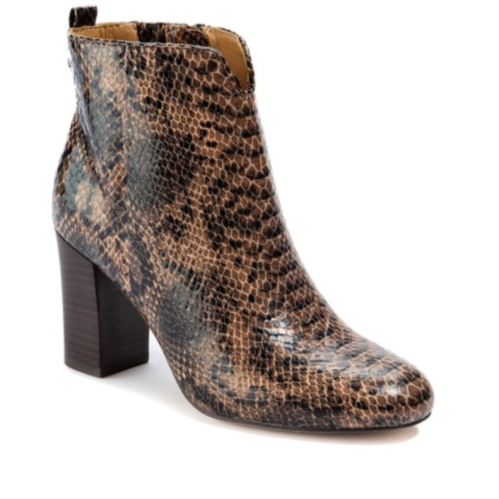 Snakeskin Lucca Lane Avra Booties 🐍